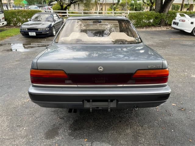 1989 Nissan Laurel JDM car for sale — photo 6 of 10