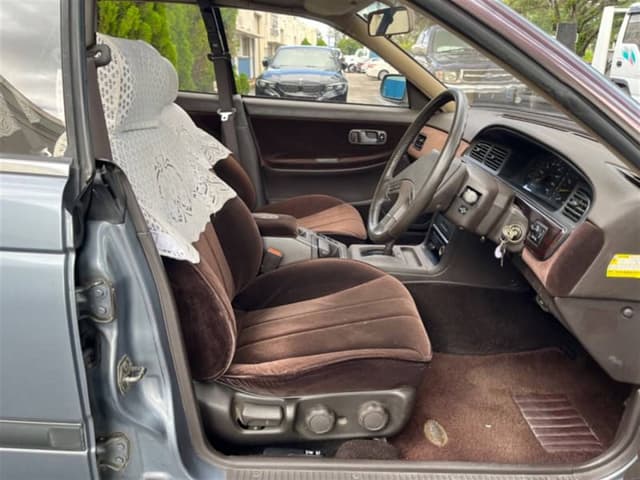 1989 Nissan Laurel JDM car for sale — photo 10 of 10