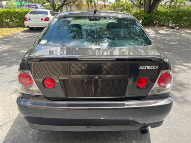 1999 Toyota Altezza JDM car for sale — photo 6 of 10
