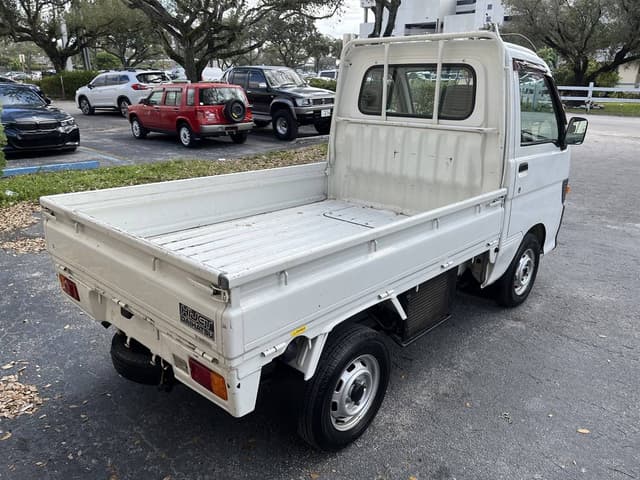1996 Daihatsu Hijet JDM car for sale — photo 8 of 10