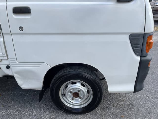 1996 Daihatsu Hijet JDM car for sale — photo 10 of 10