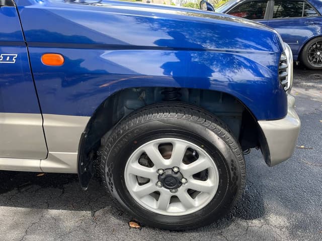 1995 Mitsubishi Pajero JDM car for sale — photo 9 of 10
