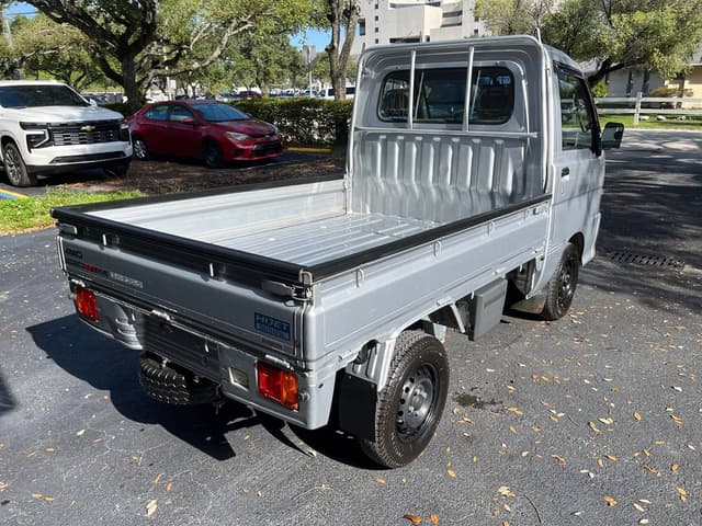 1999 Daihatsu Hijet JDM car for sale — photo 8 of 10