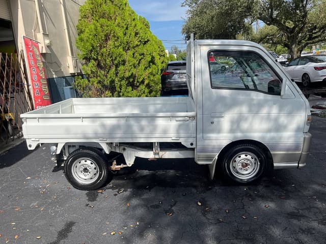 1997 Suzuki Carry JDM car for sale — photo 9 of 10