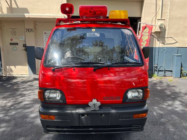 1995 Mitsubishi Minicab JDM car for sale — photo 2 of 10