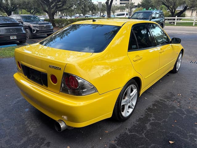 1998 Toyota Altezza JDM car for sale — photo 7 of 10