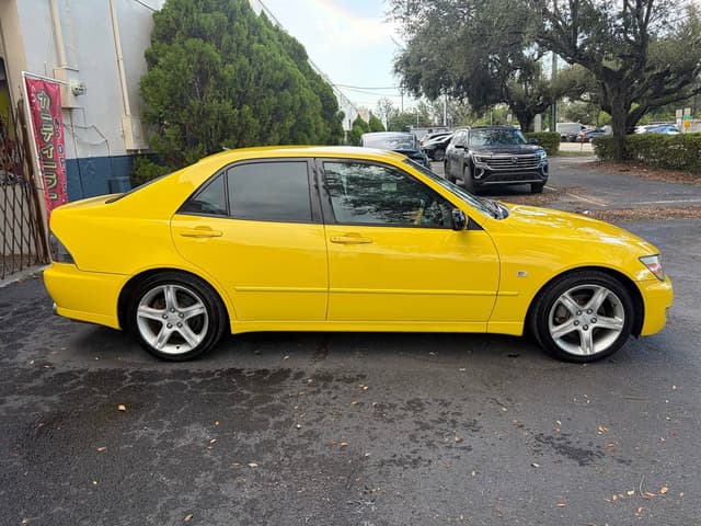 1998 Toyota Altezza JDM car for sale — photo 8 of 10