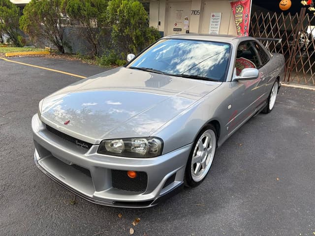 1999 Nissan Skyline JDM car for sale — photo 3 of 10