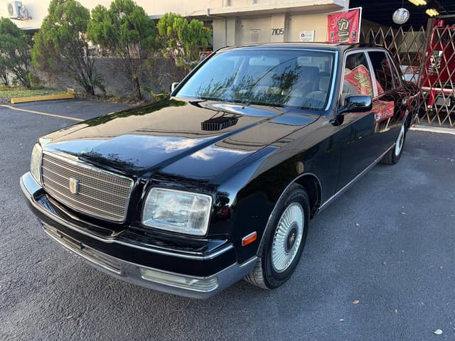 1997 Toyota Century JDM car for sale — photo 3 of 10