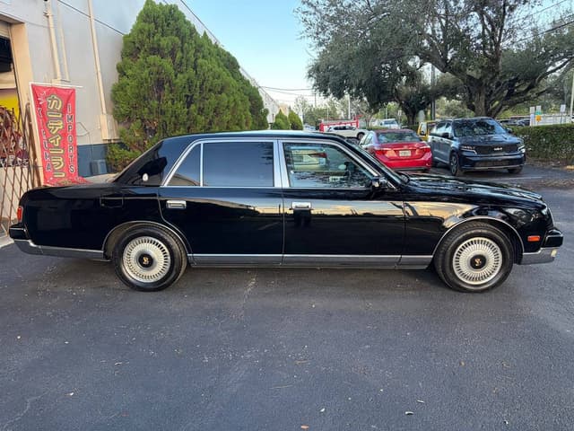 1997 Toyota Century JDM car for sale — photo 8 of 10