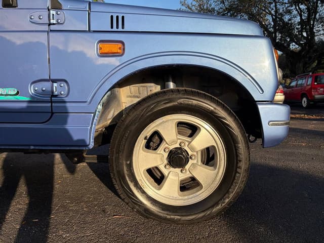 1997 Suzuki Jimny JDM car for sale — photo 9 of 10