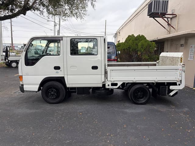 2000 Isuzu Elf JDM car for sale — photo 4 of 10