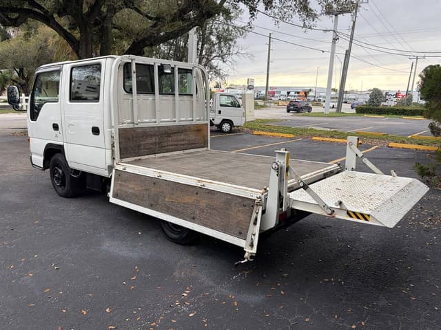 2000 Isuzu Elf JDM car for sale — photo 7 of 10