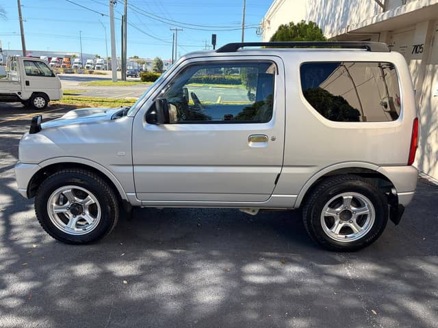 1999 Suzuki Jimny JDM car for sale — photo 4 of 10