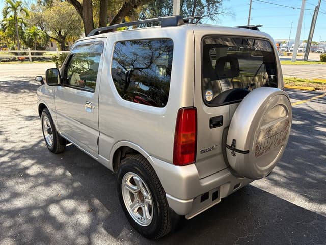 1999 Suzuki Jimny JDM car for sale — photo 5 of 10