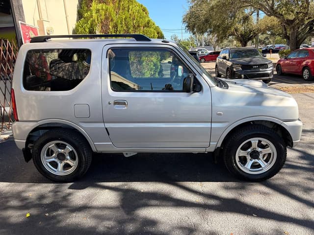 1999 Suzuki Jimny JDM car for sale — photo 8 of 10