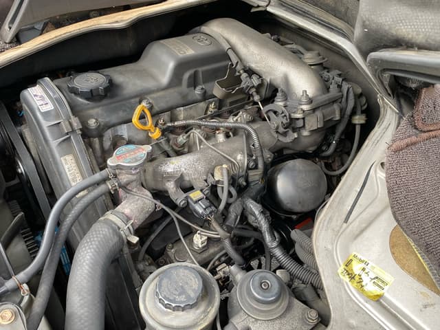 1996 Toyota HiAce JDM car for sale — photo 19 of 23