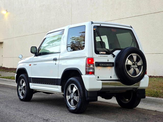 1998 Mitsubishi Pajero JDM car for sale — photo 5 of 10