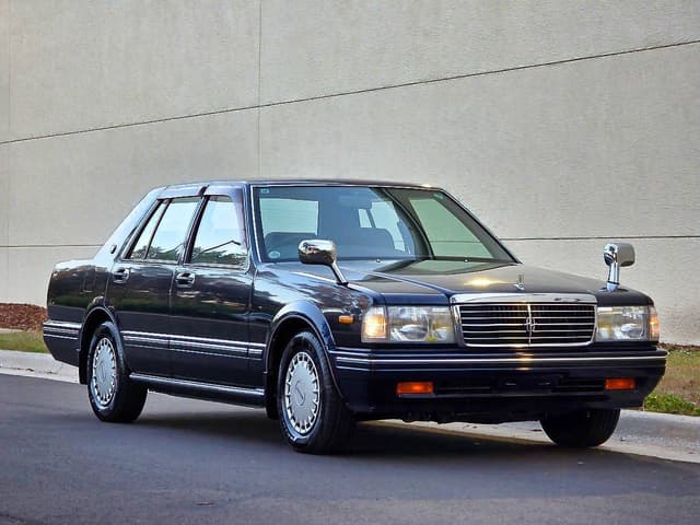 1999 Nissan Cedric JDM car for sale — photo 2 of 10