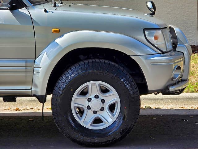 1998 Toyota Land Cruiser Prado JDM car for sale — photo 10 of 10