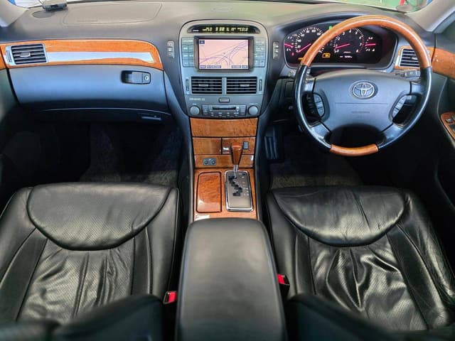 2001 Toyota Celsior JDM car for sale — photo 5 of 10