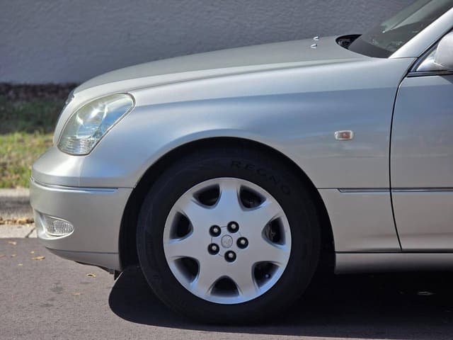 2001 Toyota Celsior JDM car for sale — photo 8 of 10