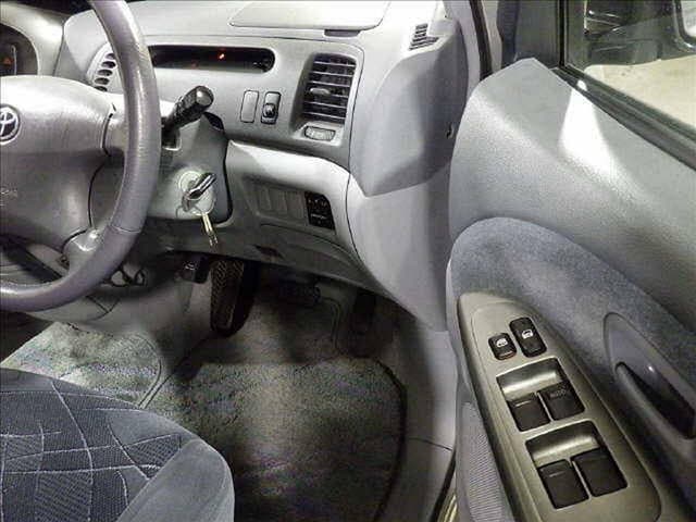 2000 Toyota Estima JDM car for sale — photo 7 of 7