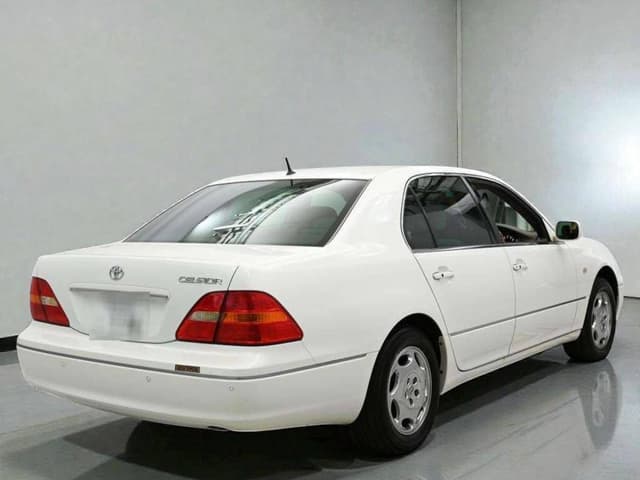 2000 Toyota Celsior JDM car for sale — photo 2 of 2