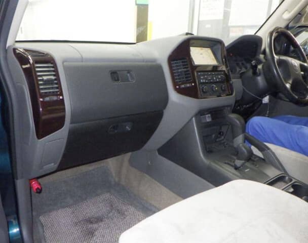 1999 Mitsubishi Pajero JDM car for sale — photo 3 of 3