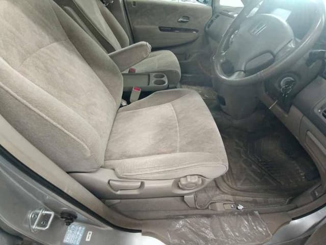 2000 Honda Odyssey JDM car for sale — photo 9 of 10