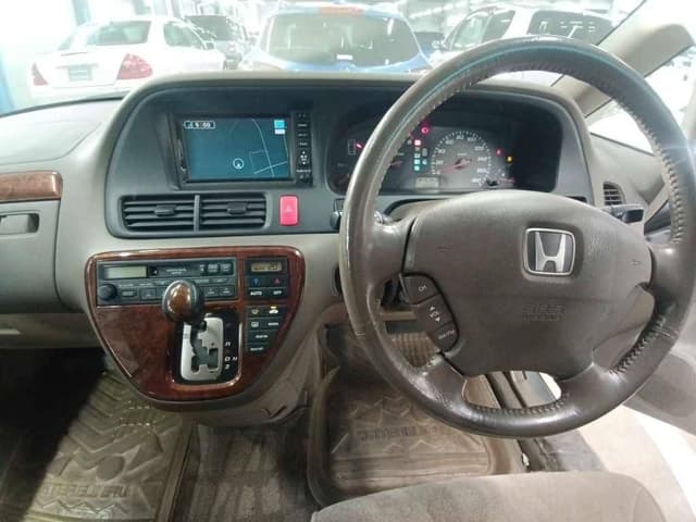 2000 Honda Odyssey JDM car for sale — photo 10 of 10