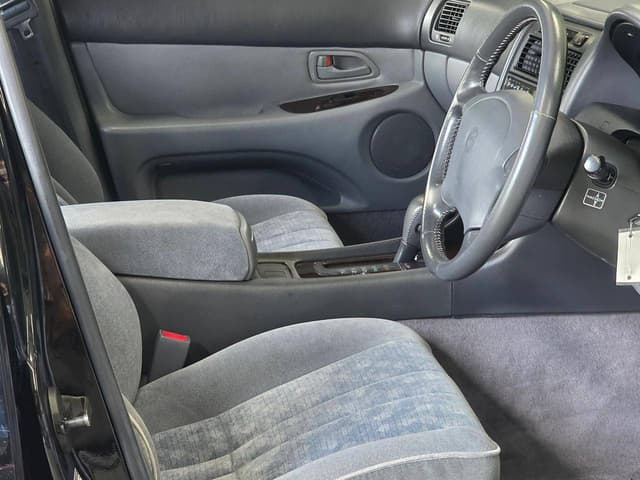 1994 Toyota Aristo JDM car for sale — photo 5 of 10