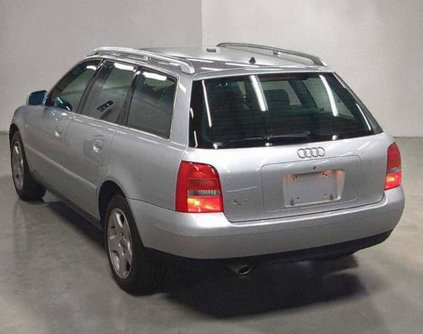 2001 Audi A4 Avant JDM car for sale — photo 4 of 6
