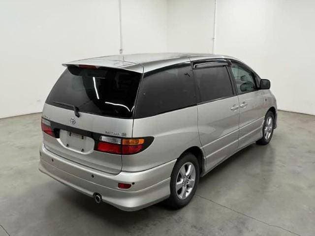 2000 Toyota Estima JDM car for sale — photo 4 of 7
