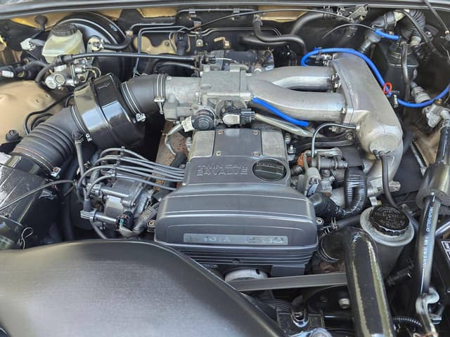1994 Toyota Crown JDM car for sale — photo 3 of 10