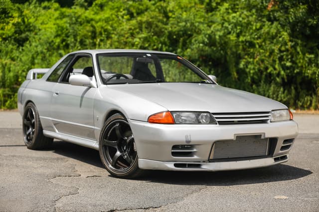 1991 Nissan Skyline JDM car for sale — photo 13 of 25