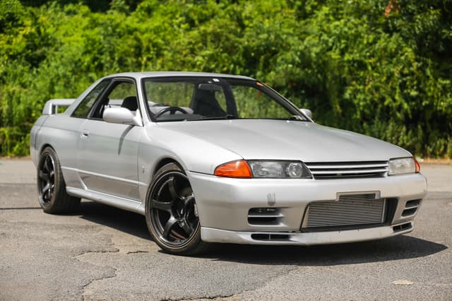 1991 Nissan Skyline JDM car for sale — photo 14 of 25