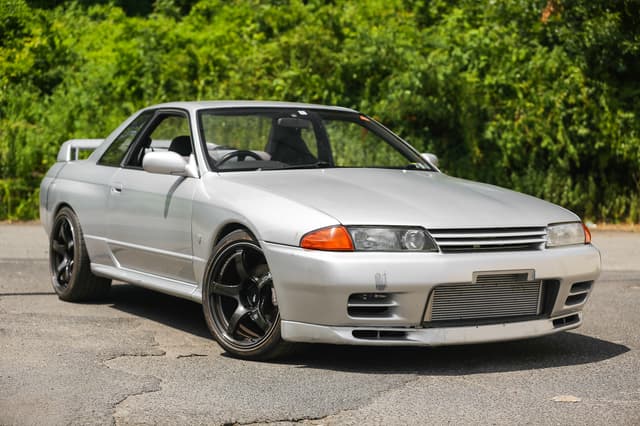 1991 Nissan Skyline JDM car for sale — photo 10 of 25