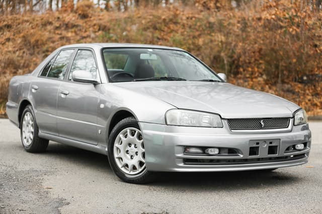 1998 Nissan Skyline JDM car for sale — photo 3 of 25