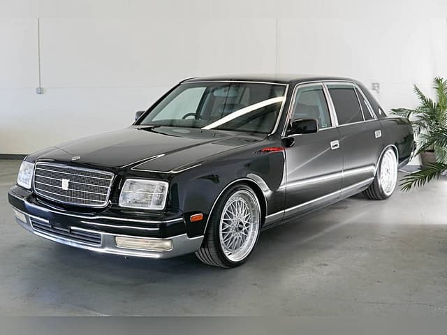 1999 Toyota Century JDM car for sale — photo 2 of 10