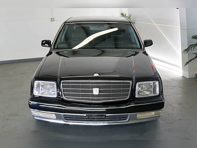 1999 Toyota Century JDM car for sale — photo 3 of 10