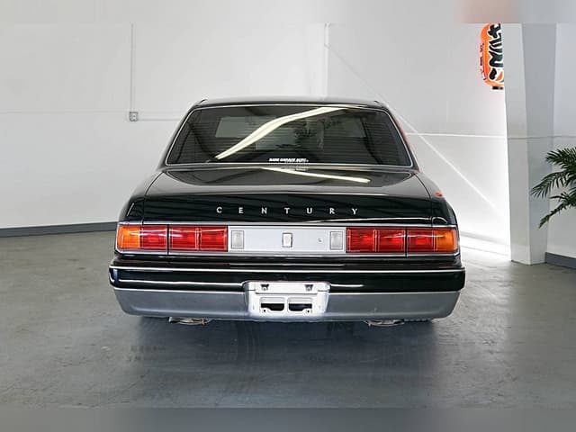 1999 Toyota Century JDM car for sale — photo 8 of 10