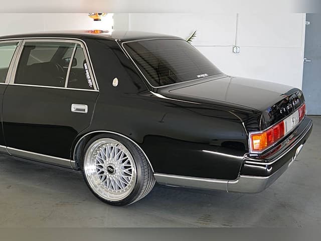 1999 Toyota Century JDM car for sale — photo 10 of 10