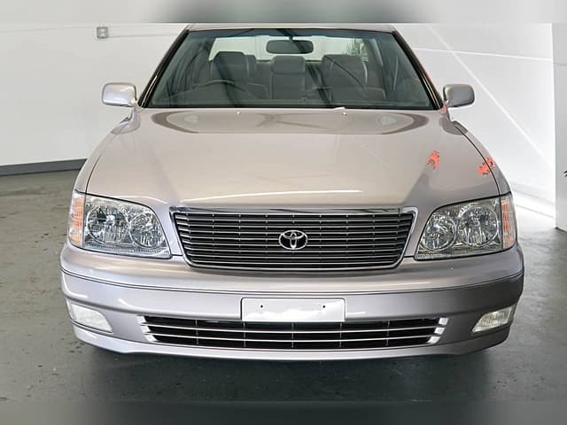 1997 Toyota Celsior JDM car for sale — photo 3 of 10