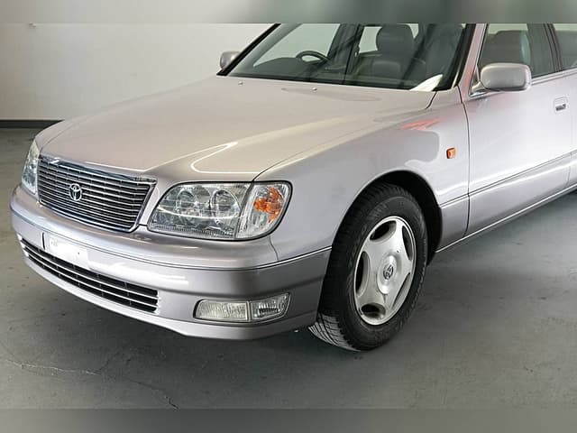 1997 Toyota Celsior JDM car for sale — photo 5 of 10