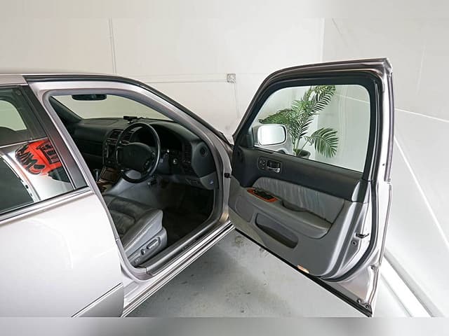 1997 Toyota Celsior JDM car for sale — photo 10 of 10