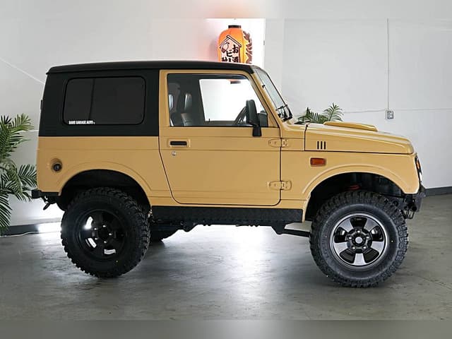 1998 Suzuki Jimny JDM car for sale — photo 6 of 10
