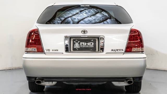 2000 Toyota Crown JDM car for sale — photo 6 of 10