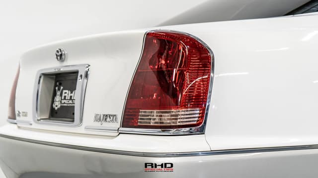 2000 Toyota Crown JDM car for sale — photo 10 of 10