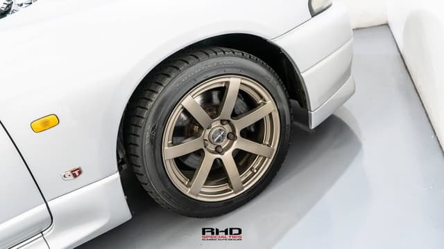 1995 Nissan Skyline JDM car for sale — photo 9 of 10